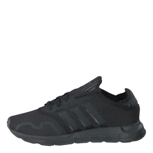 Swift Run X Core Black / Black Blue Metallic / Carbon