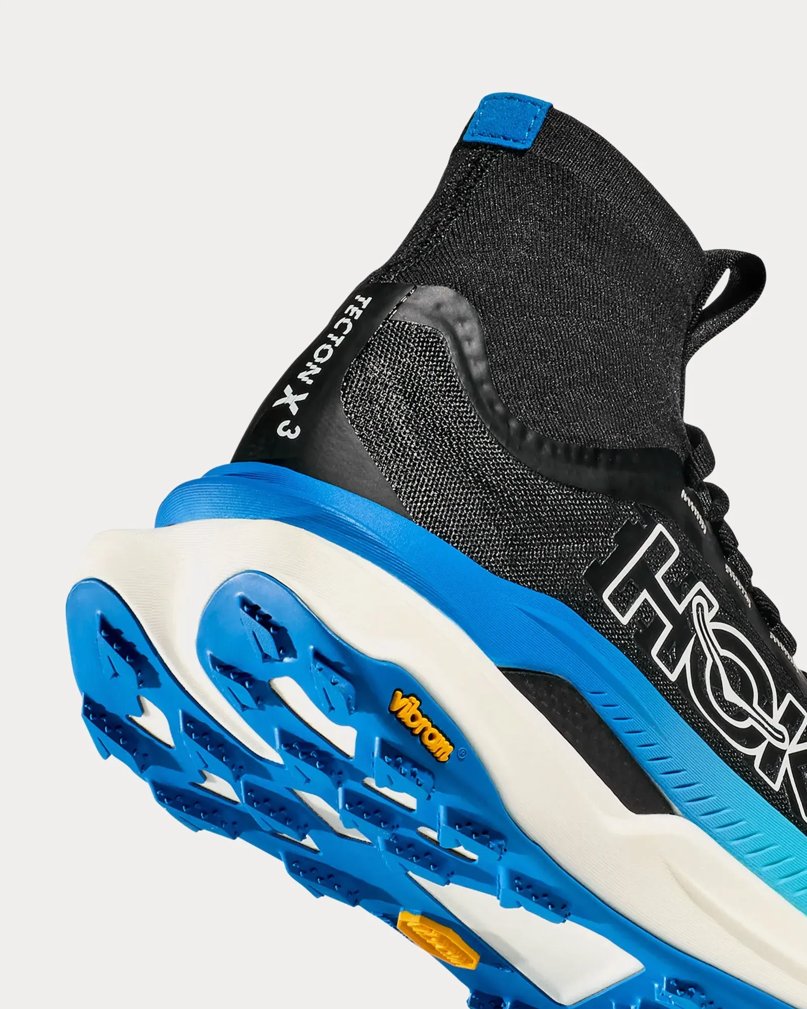 Tecton X 3 Black / Hoka Blue Running Shoes